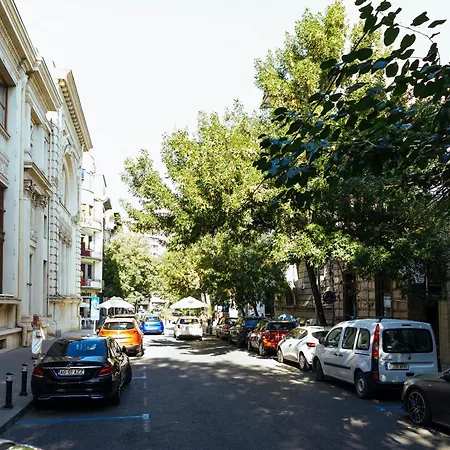 Daire Gala Athenaeum - Amazing Architecture Bükreş