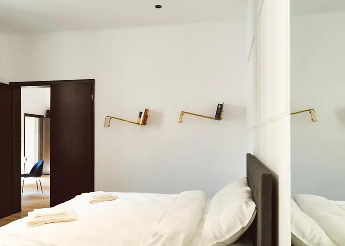 Gala Athenaeum - Amazing Architecture Apartament *